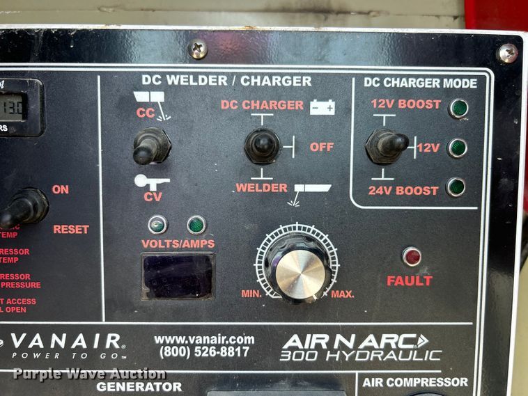 image for item EG0824 2018 Ford F550 utility / service truck