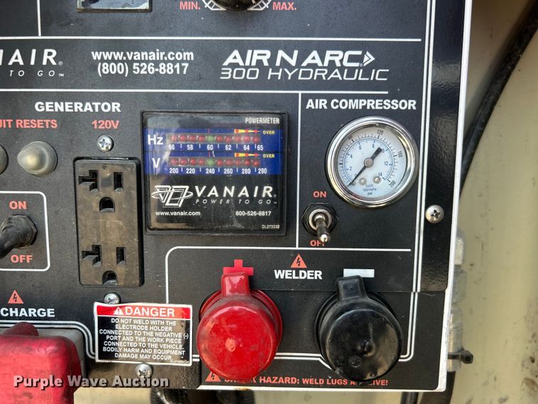 image for item EG0824 2018 Ford F550 utility / service truck