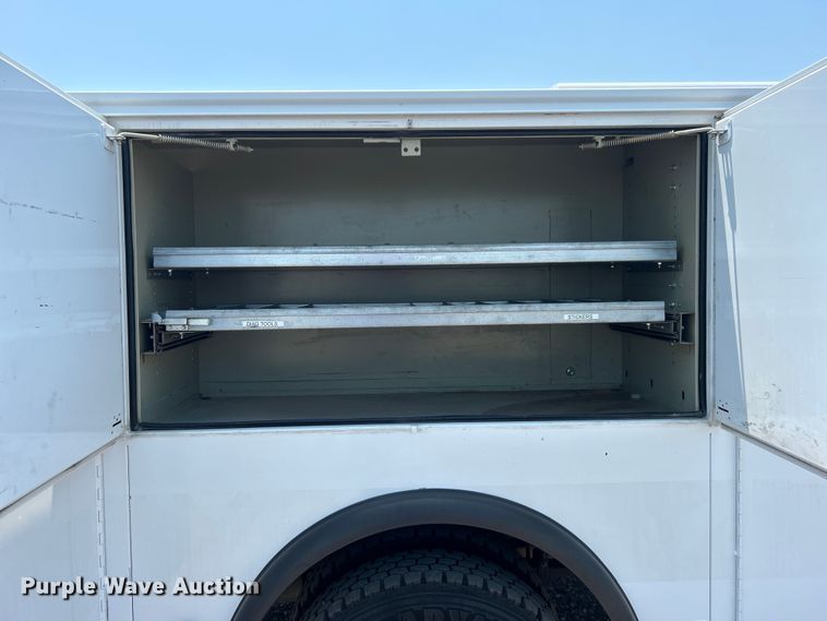 image for item EG0824 2018 Ford F550 utility / service truck