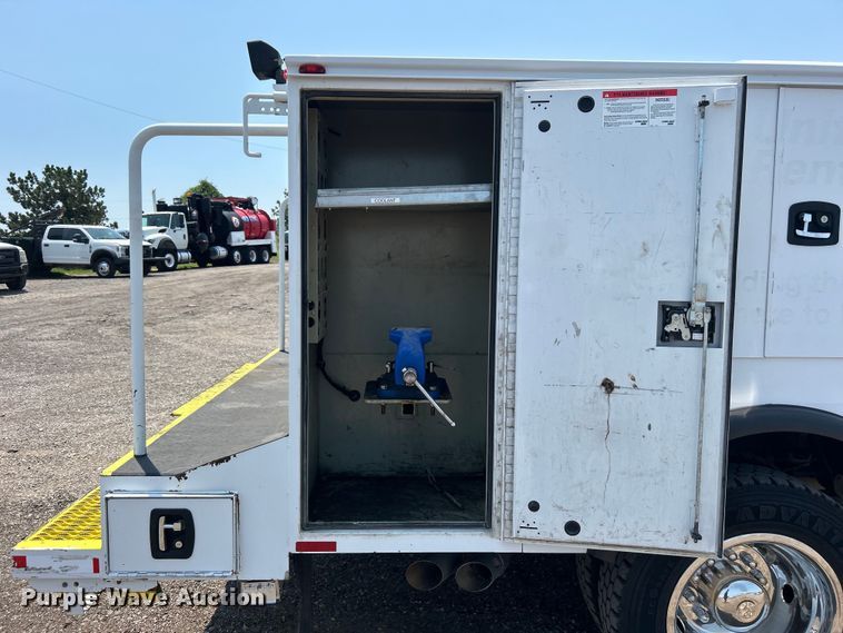 image for item EG0824 2018 Ford F550 utility / service truck