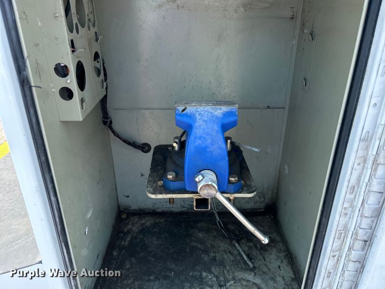 image for item EG0824 2018 Ford F550 utility / service truck