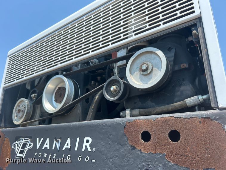 image for item EG0824 2018 Ford F550 utility / service truck