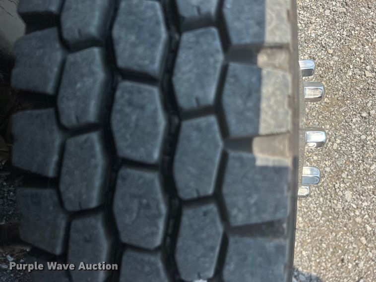 image for item EG0824 2018 Ford F550 utility / service truck