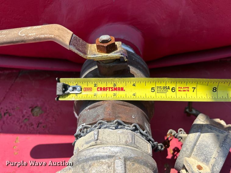 image for item EG0825 2008 Peterbilt  365 oilfield acidizing pump truck