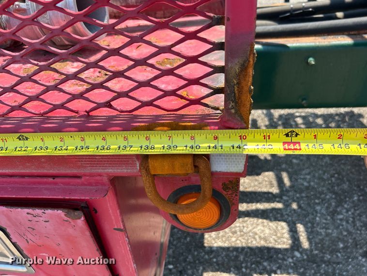 image for item EG0825 2008 Peterbilt  365 oilfield acidizing pump truck