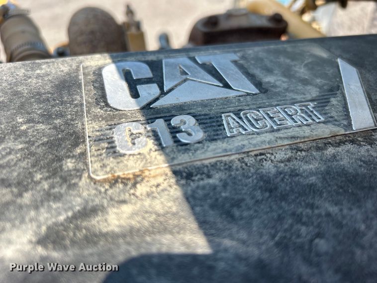 image for item EG0825 2008 Peterbilt  365 oilfield acidizing pump truck