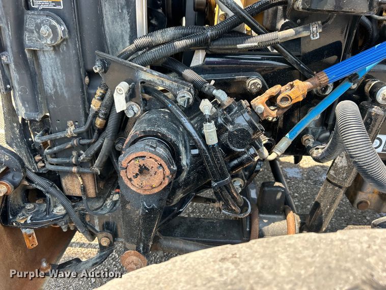 image for item EG0825 2008 Peterbilt  365 oilfield acidizing pump truck