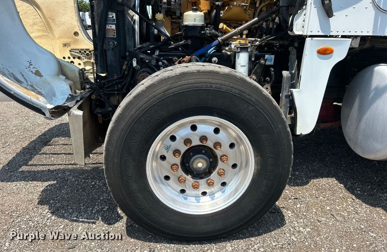 image for item EG0825 2008 Peterbilt  365 oilfield acidizing pump truck