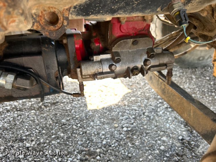 image for item EG0825 2008 Peterbilt  365 oilfield acidizing pump truck