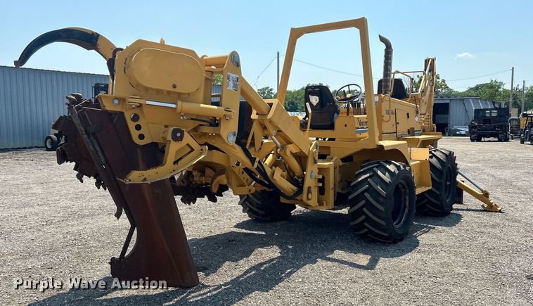 image for item EG0827 2000 Vermeer V8550A cable plow