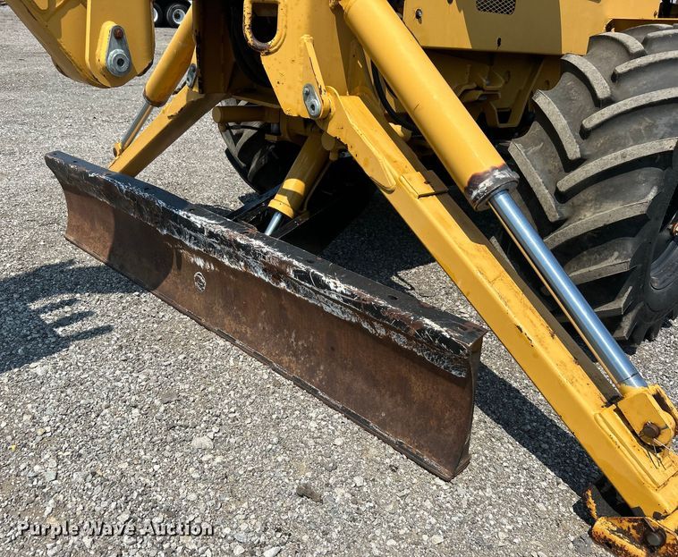 image for item EG0827 2000 Vermeer V8550A cable plow