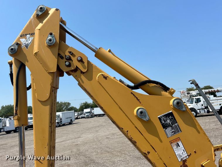 image for item EG0827 2000 Vermeer V8550A cable plow