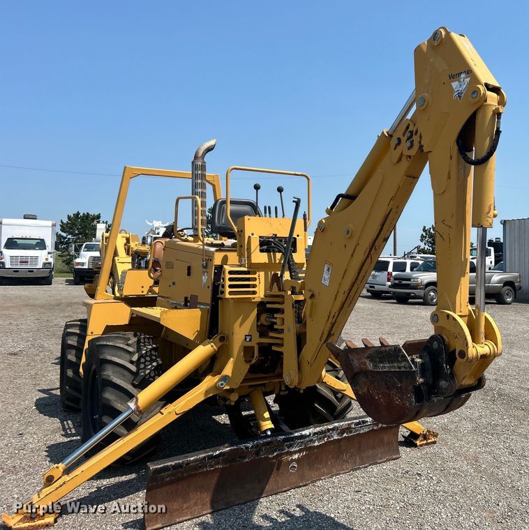 image for item EG0827 2000 Vermeer V8550A cable plow