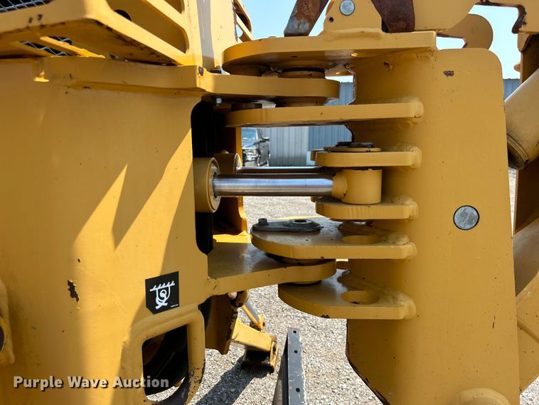 image for item EG0827 2000 Vermeer V8550A cable plow