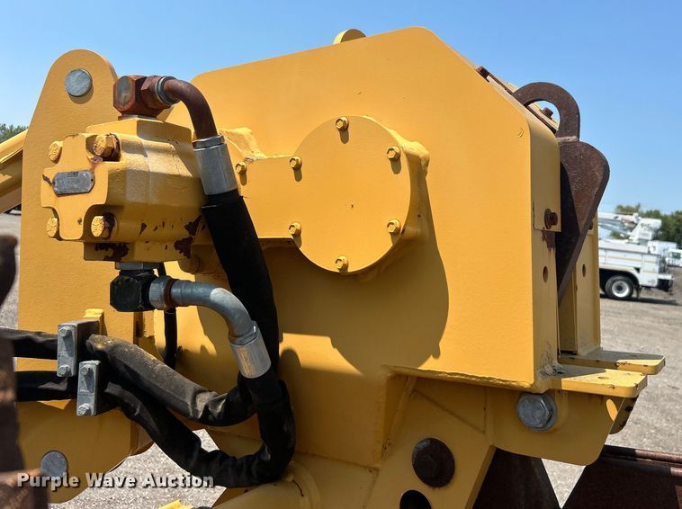 image for item EG0827 2000 Vermeer V8550A cable plow