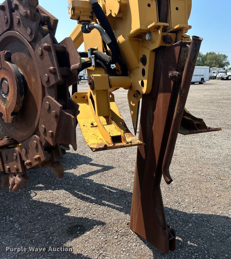 image for item EG0827 2000 Vermeer V8550A cable plow