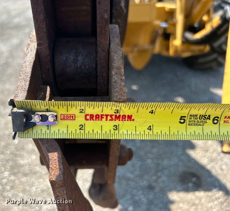 image for item EG0827 2000 Vermeer V8550A cable plow