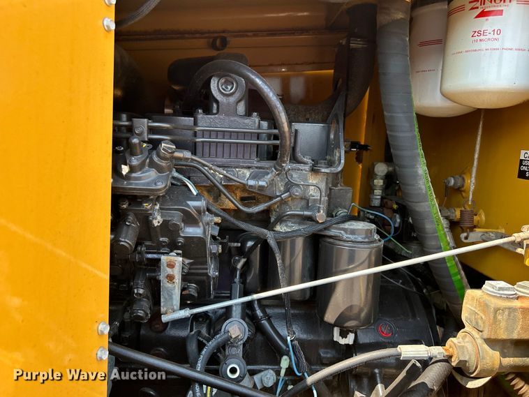 image for item EG0827 2000 Vermeer V8550A cable plow