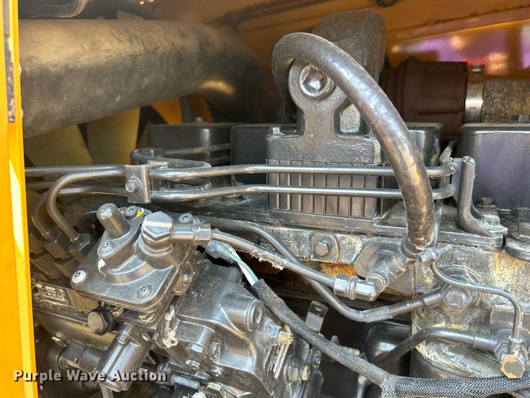 image for item EG0827 2000 Vermeer V8550A cable plow