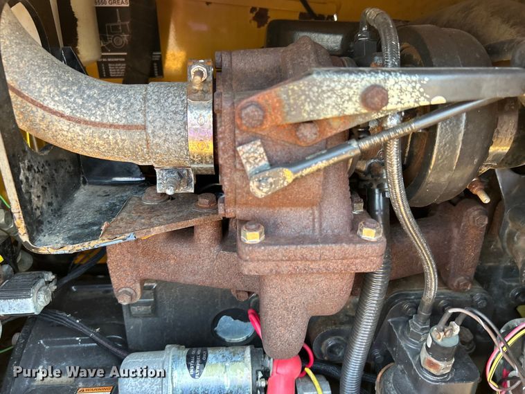 image for item EG0827 2000 Vermeer V8550A cable plow