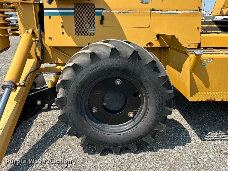 image for item EG0827 2000 Vermeer V8550A cable plow