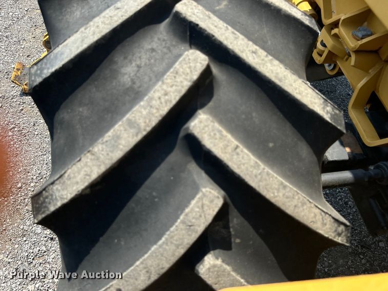 image for item EG0827 2000 Vermeer V8550A cable plow