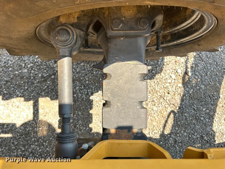 image for item EG0827 2000 Vermeer V8550A cable plow