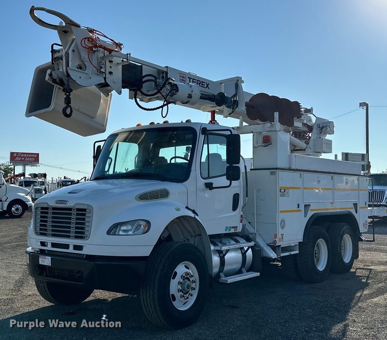image for item EG0843 2011 Freightliner  Business Class M2 bucket truck