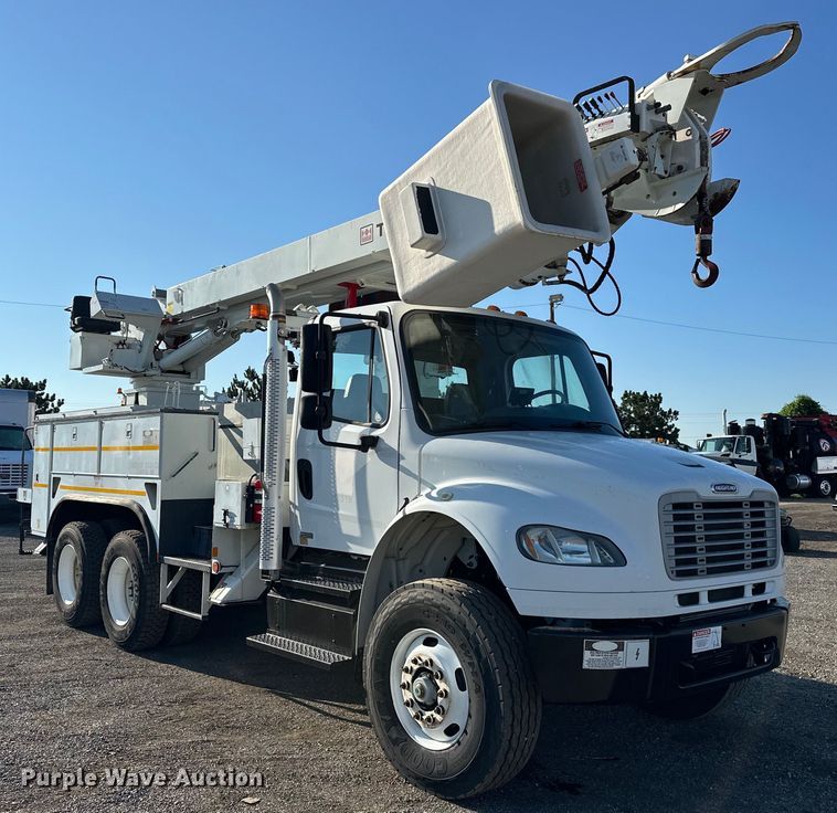 image for item EG0843 2011 Freightliner  Business Class M2 bucket truck