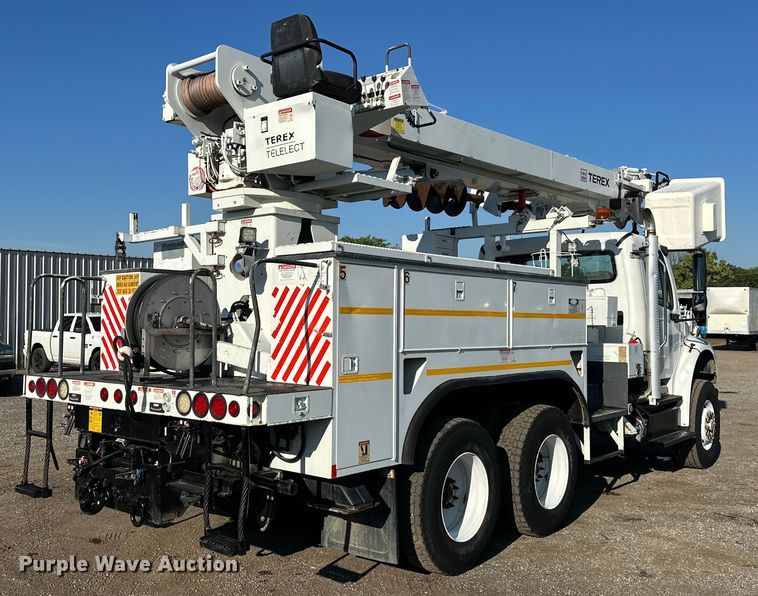 image for item EG0843 2011 Freightliner  Business Class M2 bucket truck