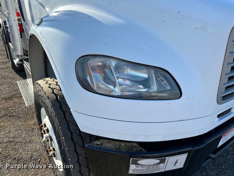 image for item EG0843 2011 Freightliner  Business Class M2 bucket truck