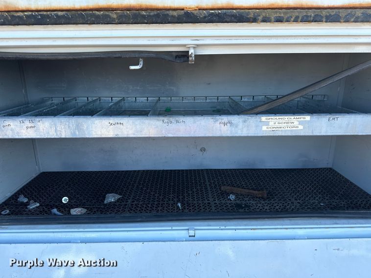 image for item EG0843 2011 Freightliner  Business Class M2 bucket truck