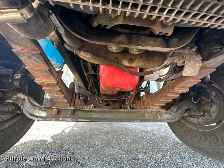 image for item EG0843 2011 Freightliner  Business Class M2 bucket truck