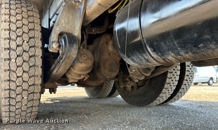 image for item EG0843 2011 Freightliner  Business Class M2 bucket truck