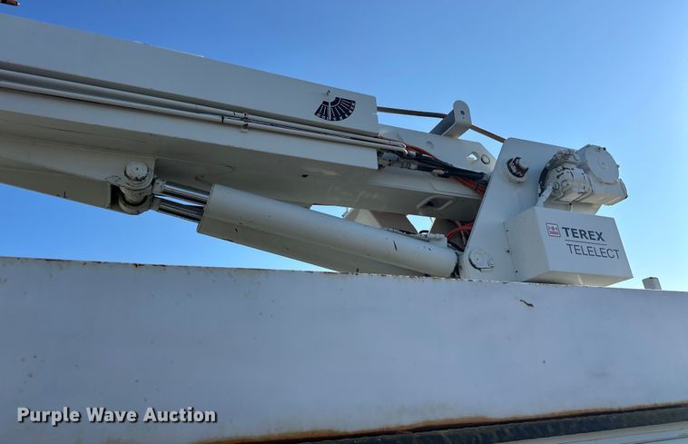 image for item EG0843 2011 Freightliner  Business Class M2 bucket truck