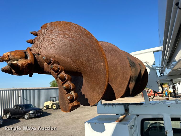 image for item EG0843 2011 Freightliner  Business Class M2 bucket truck