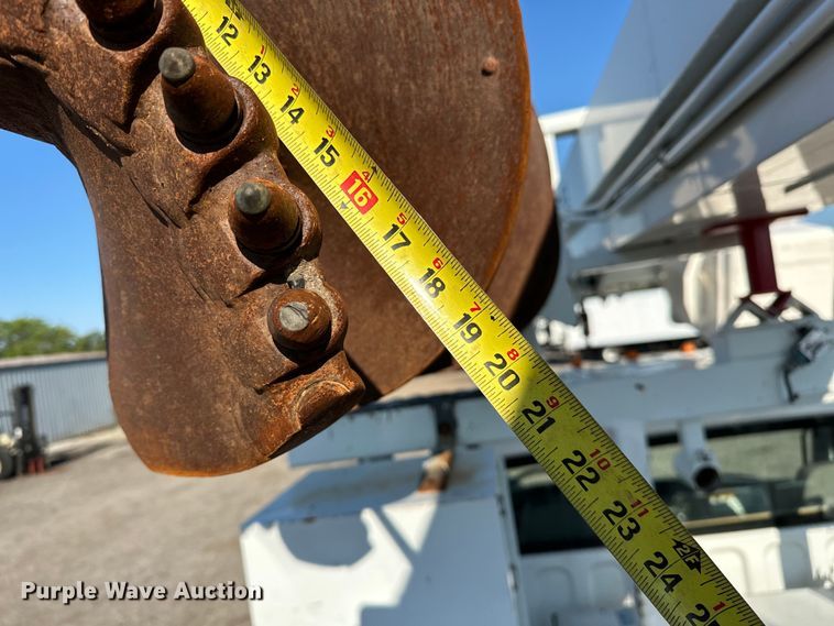 image for item EG0843 2011 Freightliner  Business Class M2 bucket truck