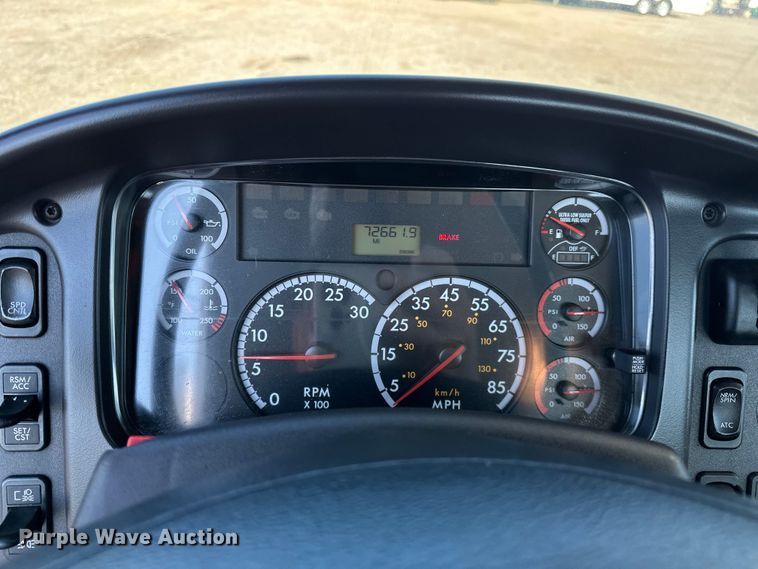 image for item EG0843 2011 Freightliner  Business Class M2 bucket truck