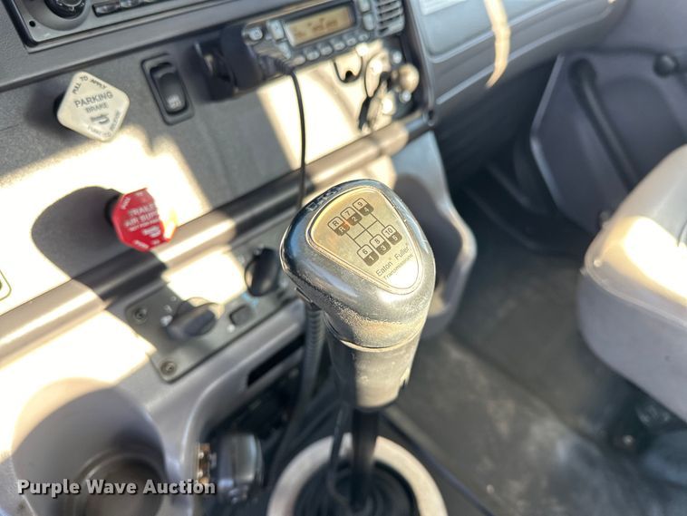 image for item EG0843 2011 Freightliner  Business Class M2 bucket truck