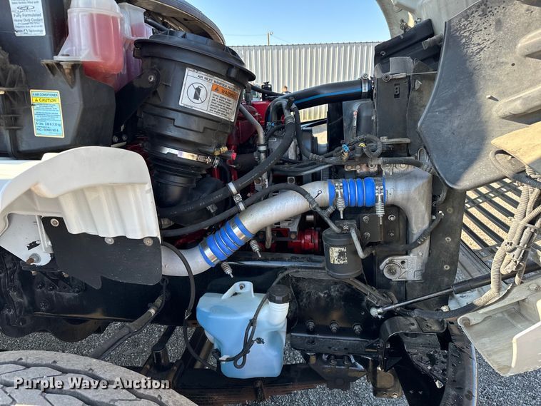 image for item EG0843 2011 Freightliner  Business Class M2 bucket truck