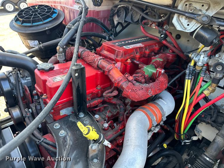 image for item EG0843 2011 Freightliner  Business Class M2 bucket truck