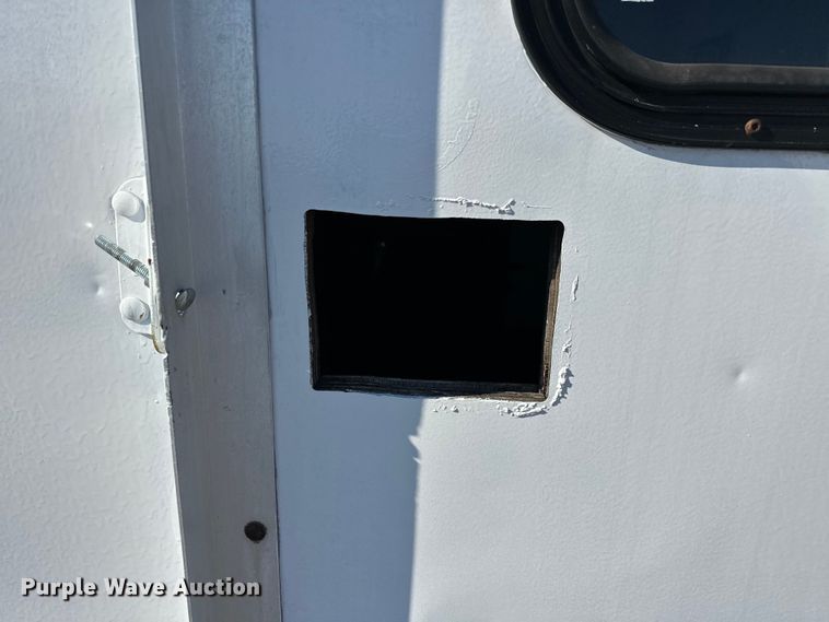 image for item EG0844 1993 Wells Cargo fiber optic trailer