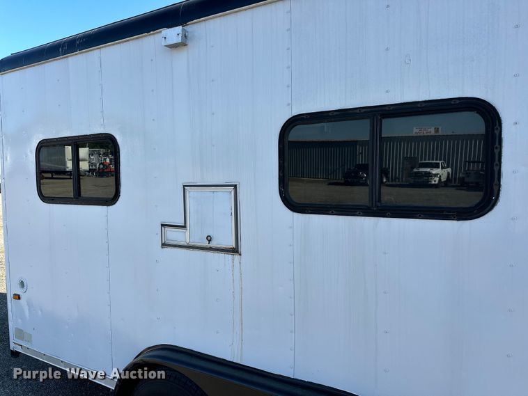 image for item EG0844 1993 Wells Cargo fiber optic trailer