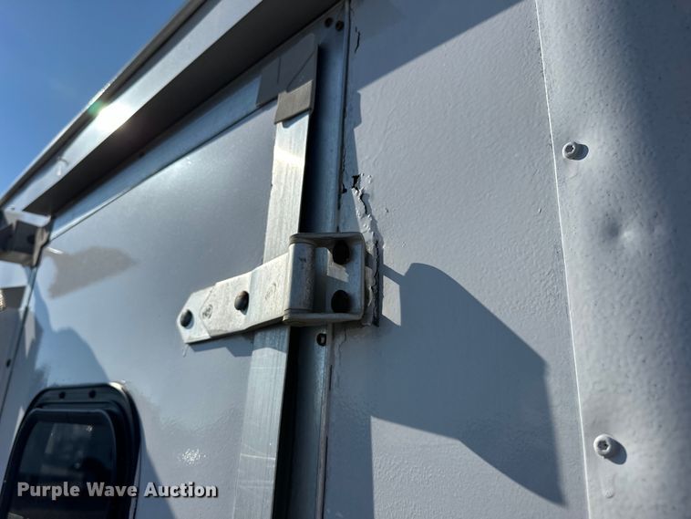 image for item EG0844 1993 Wells Cargo fiber optic trailer