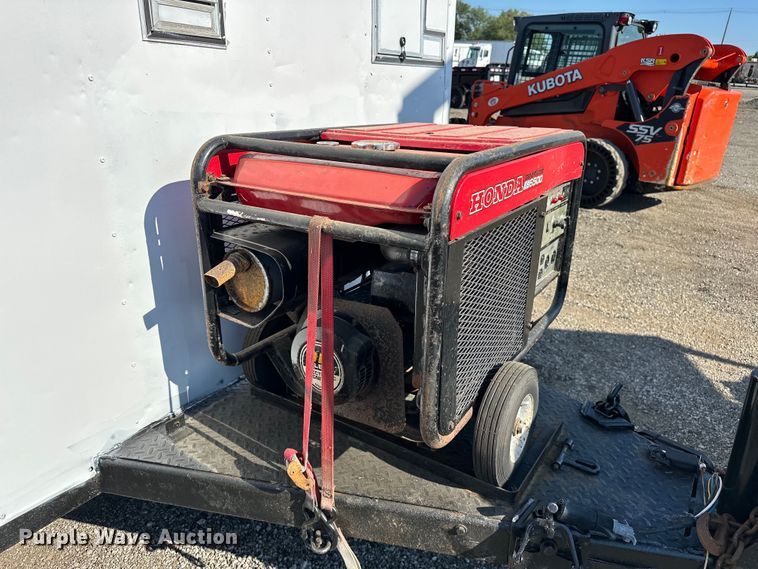 image for item EG0844 1993 Wells Cargo fiber optic trailer