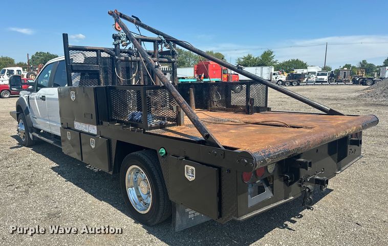 image for item EG0849 2019 Ford F550 Crew Cab winch truck