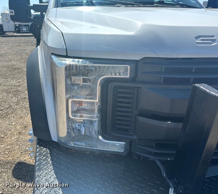 image for item EG0849 2019 Ford F550 Crew Cab winch truck