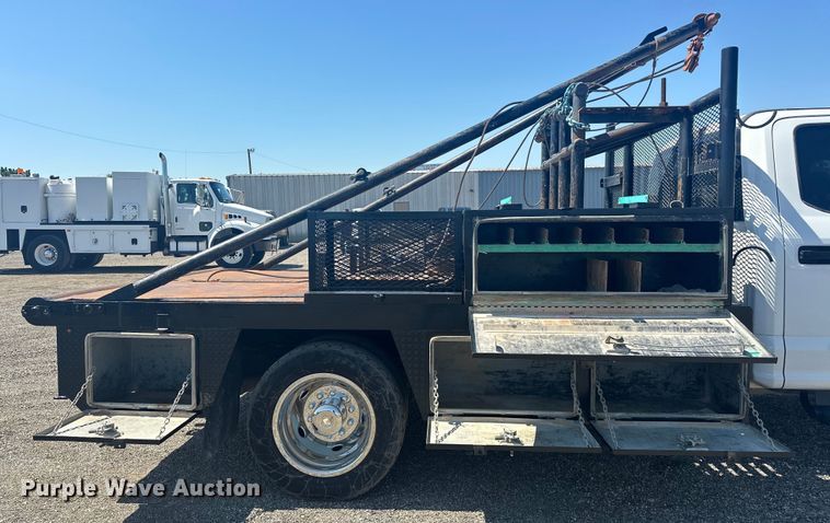 image for item EG0849 2019 Ford F550 Crew Cab winch truck