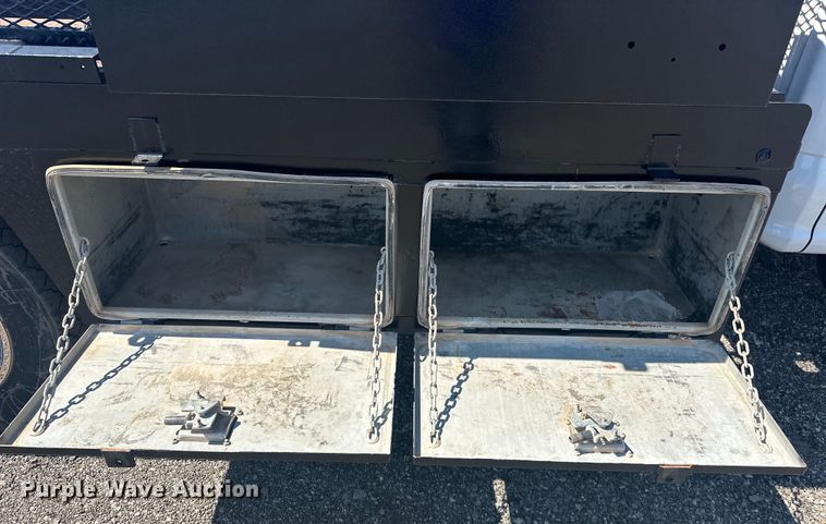 image for item EG0849 2019 Ford F550 Crew Cab winch truck