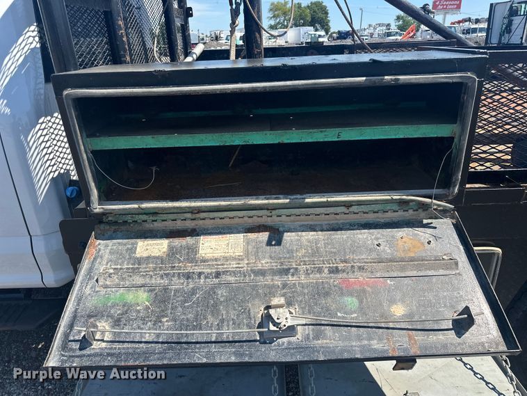 image for item EG0849 2019 Ford F550 Crew Cab winch truck